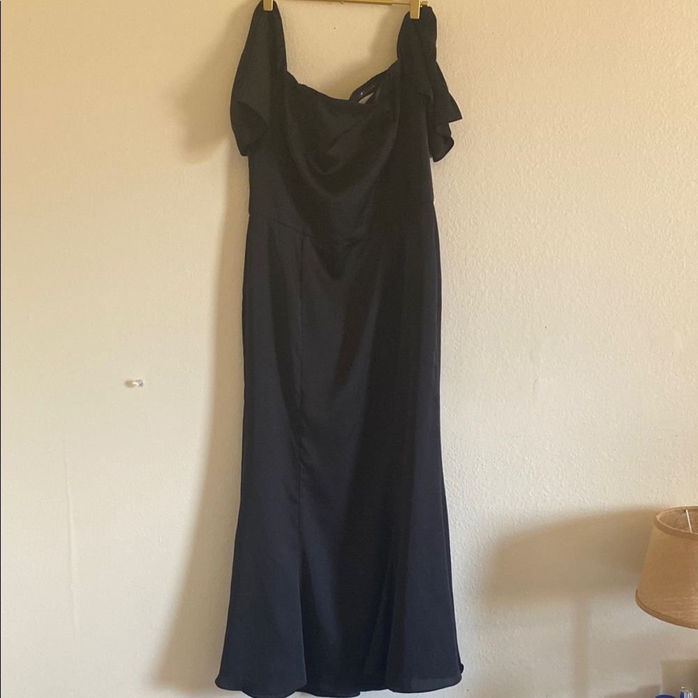 Fame and Partners Black One Shoulder Cocktail Gown